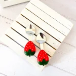 قاشق چنگال کودک طرح توت فرنگی